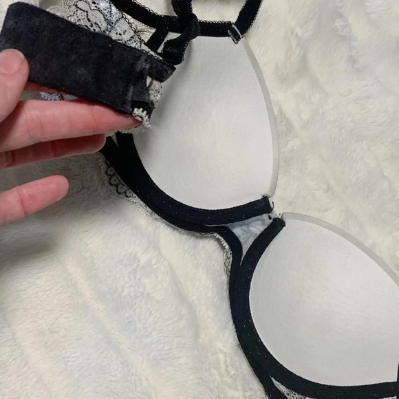 Victoria Secret Angel Bra 34D - Picture 12 of 15